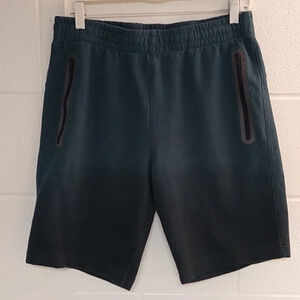 OLD NAVY ACTIVE DYNAMIC FLEECE 9"SHORTS 9" SHORTS. ELASTIC & DRAWSTRING WAIST
